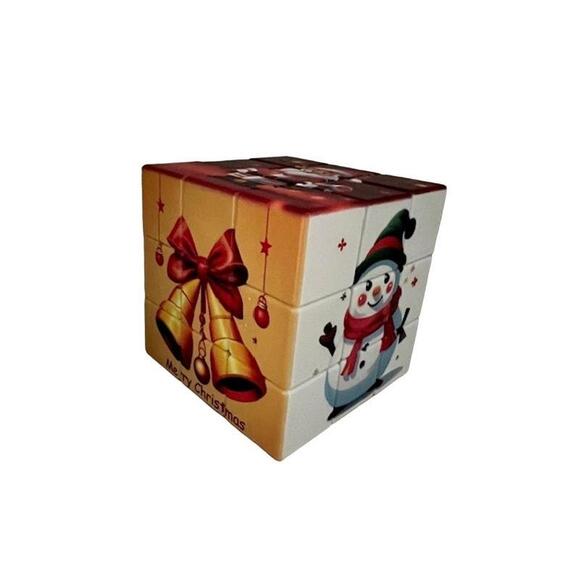Christmas themed and Halloween Themed Cubes/Twist Puzzles Combo - Picture 6 of 8
